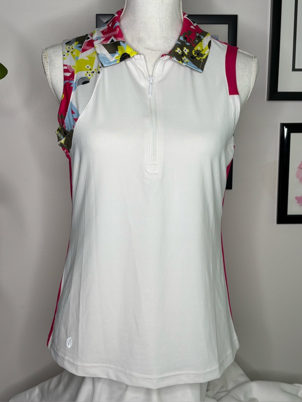 GGblue Luxe Sport Women's Sleeveless 1/4 Zip Stretch Polo Pink/Floral Size S